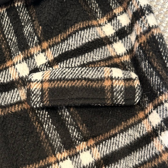 Plaid Shacket - Bb Dakota - size small - Picture 5 of 6